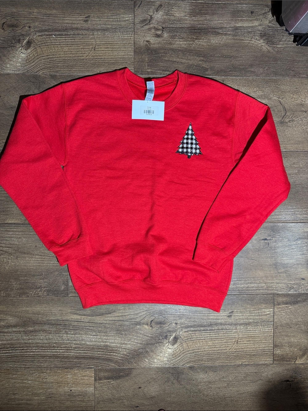 Gildan Red Christmas Tree Embroidered Crewneck Sweatshirt - Size Small